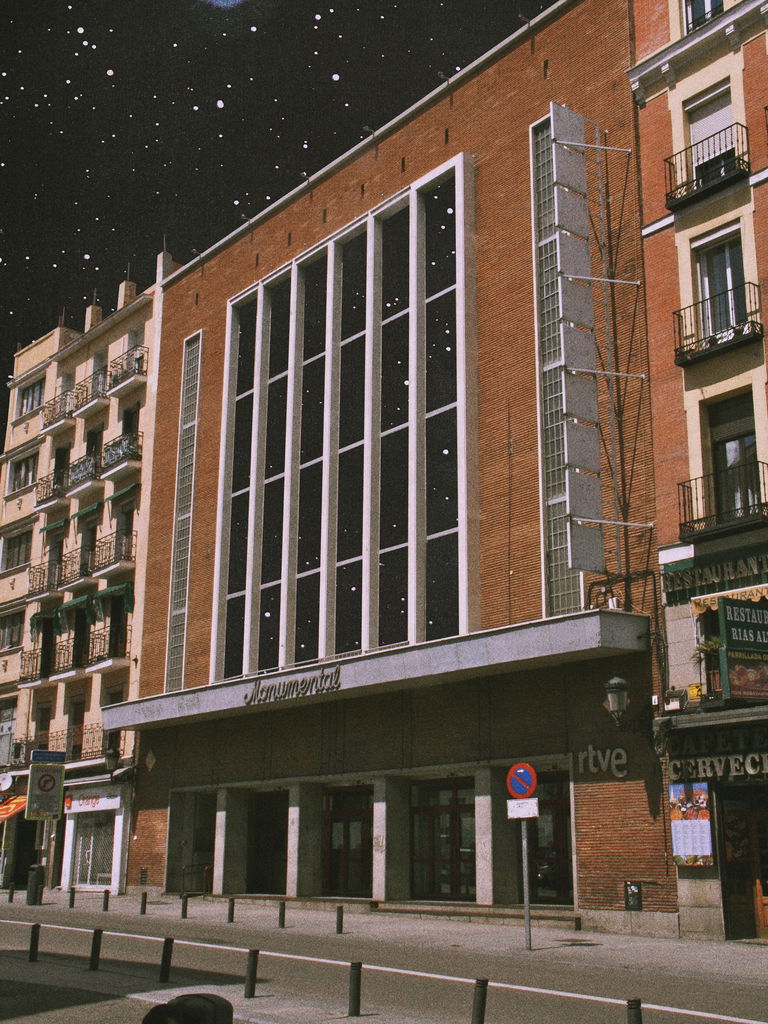 Teatro Monumental. Analog / digital collage. Ryan Elliot Drew.
