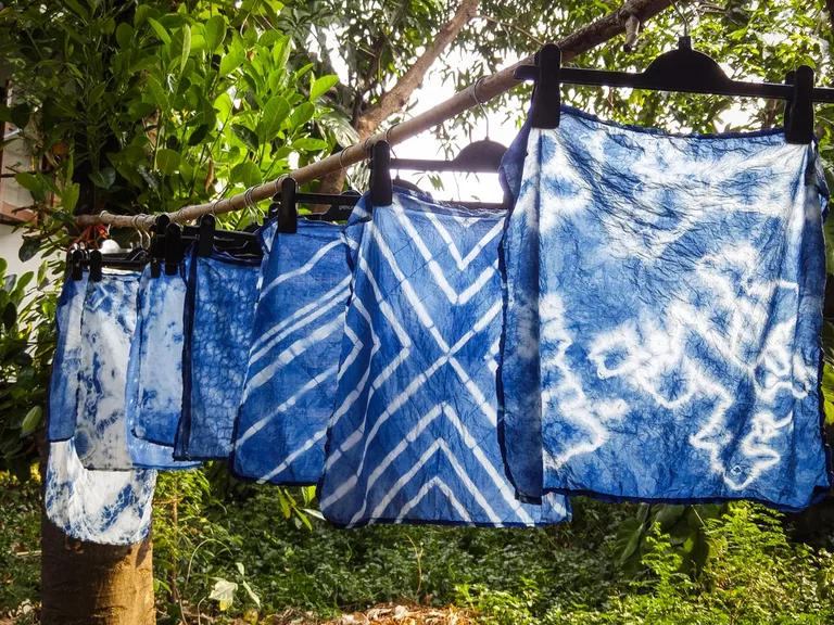Shibori Moon Garden Indigo Dye Workshop, Oakville Museum. Oakville, ON.