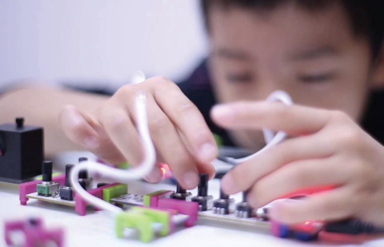 Art & Technology LAB | New Media Gallery