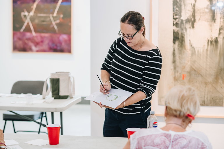 Anong Migwans Beam demonstrates how to use her watercolour paints.