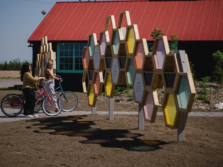 Public Art Sculpture, Base31